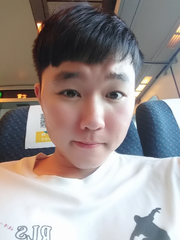爱玉的第一张照片--台中中老年相亲网