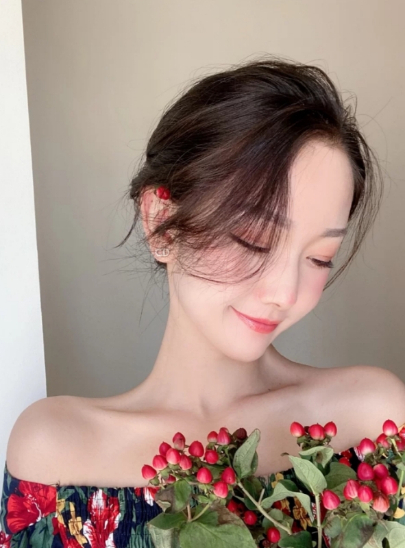 小诗vanessa的第二张照片--台中中老年相亲网