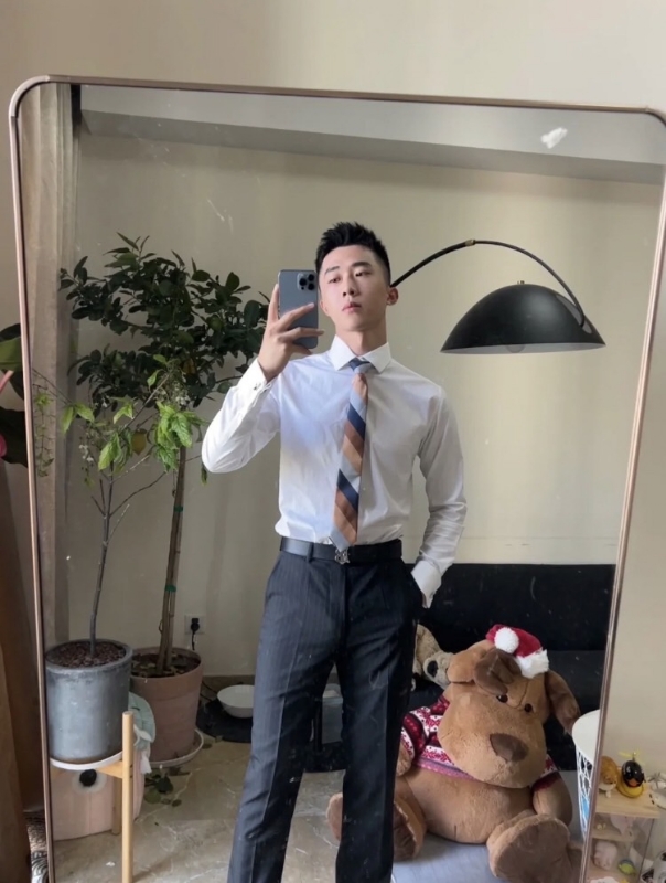 张浩的第一张照片--台中中老年相亲网